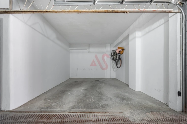 Garagem para Venda em Póvoa de Varzim, Beiriz e Argivai Foto 3