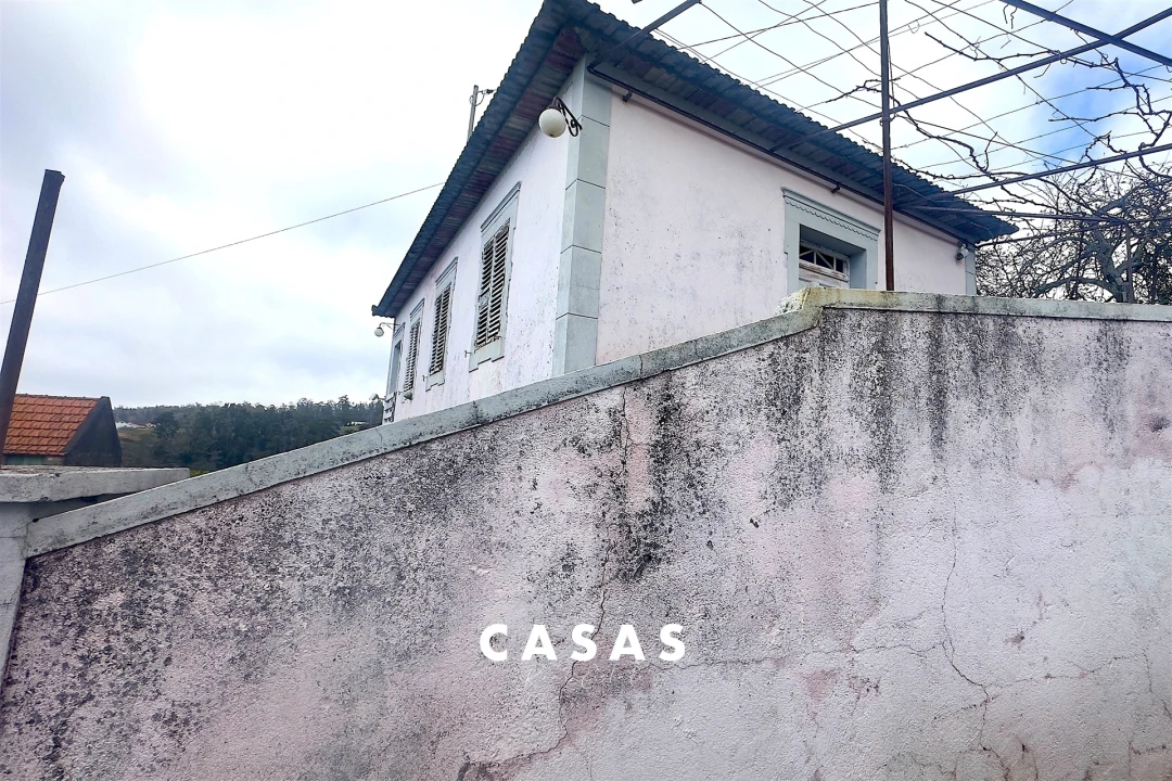 Moradia T2 para Venda em Fajã da Ovelha Foto 13