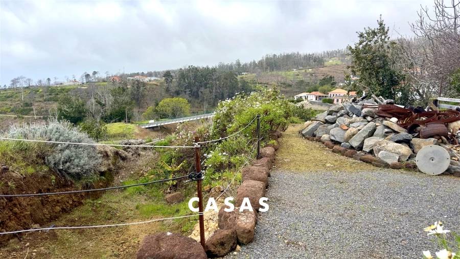 Moradia T2 para Venda em Fajã da Ovelha Foto 5