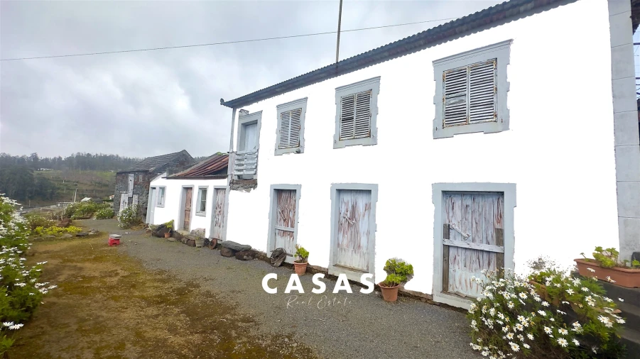 Moradia T2 para Venda em Fajã da Ovelha Foto 6