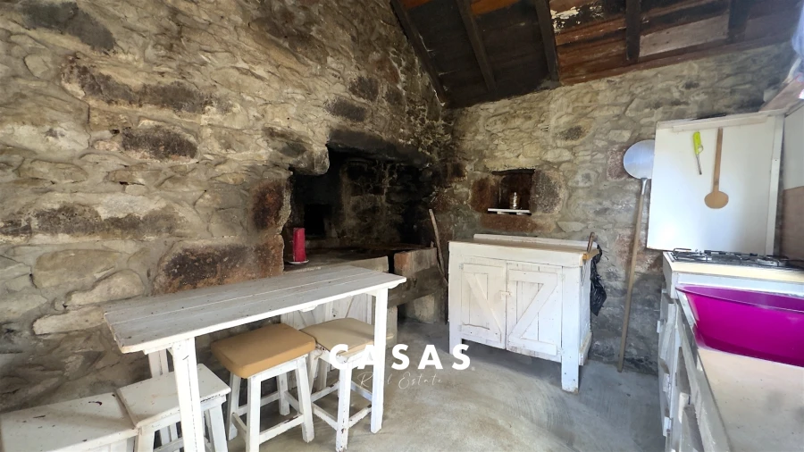 Moradia T2 para Venda em Fajã da Ovelha Foto 8