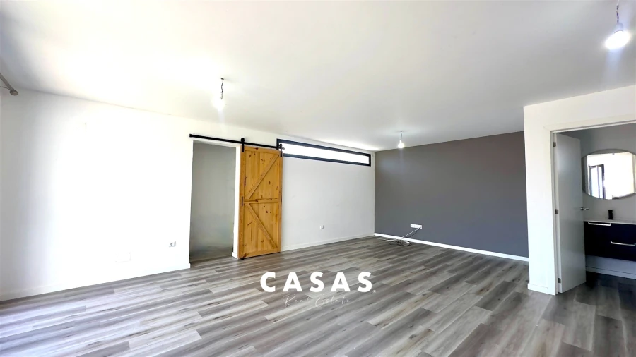 Moradia T3 para Venda em Fajã da Ovelha Foto 4