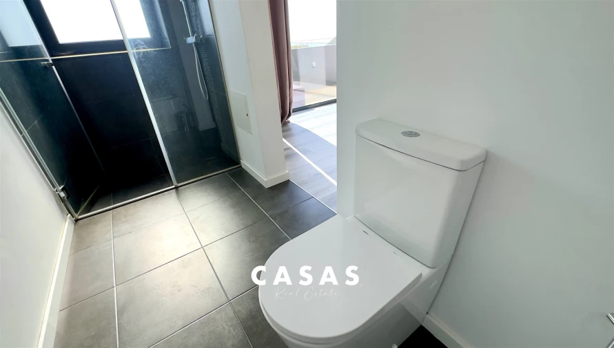 Moradia T3 para Venda em Fajã da Ovelha Foto 25