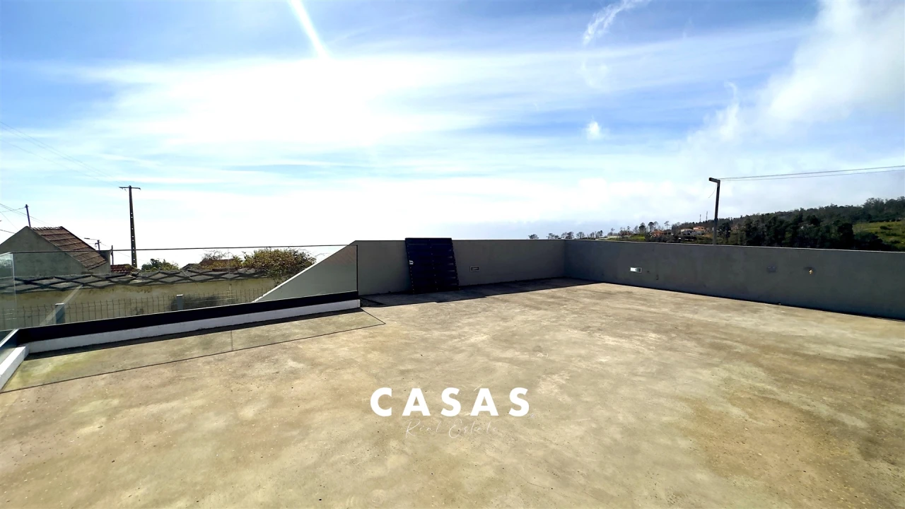 Moradia T3 para Venda em Fajã da Ovelha Foto 24