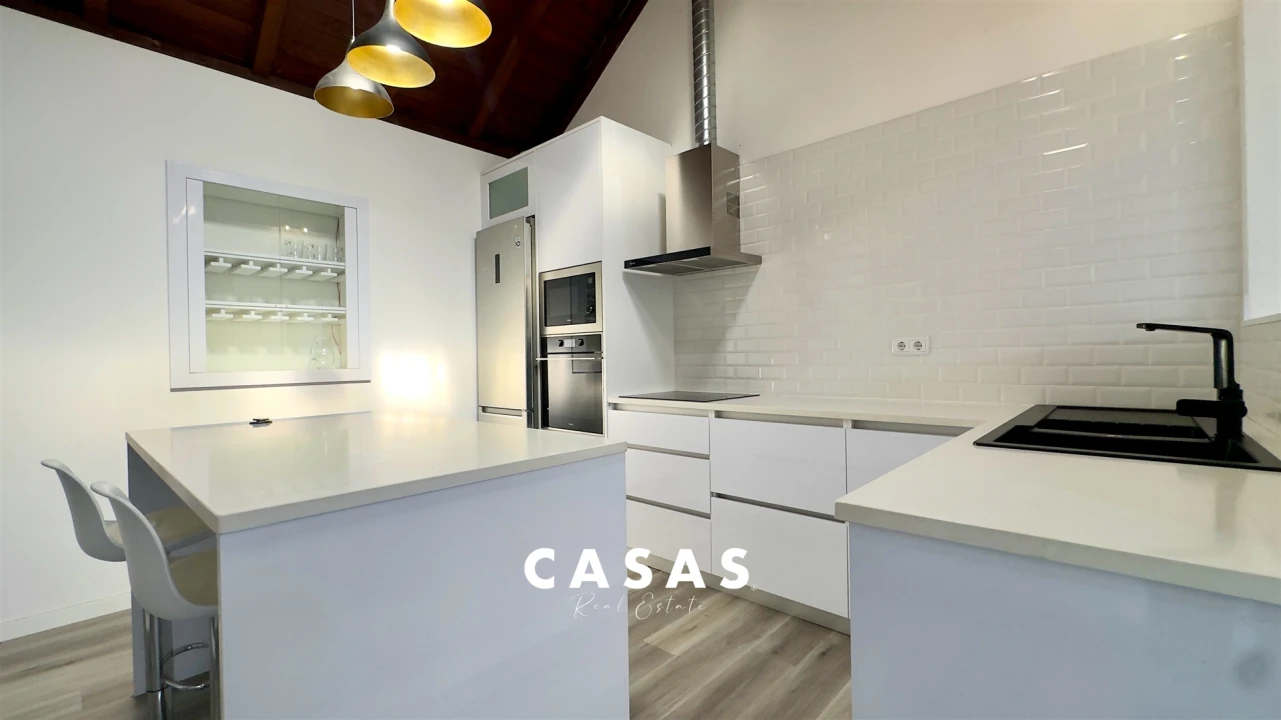 Moradia T3 para Venda em Fajã da Ovelha Foto 11