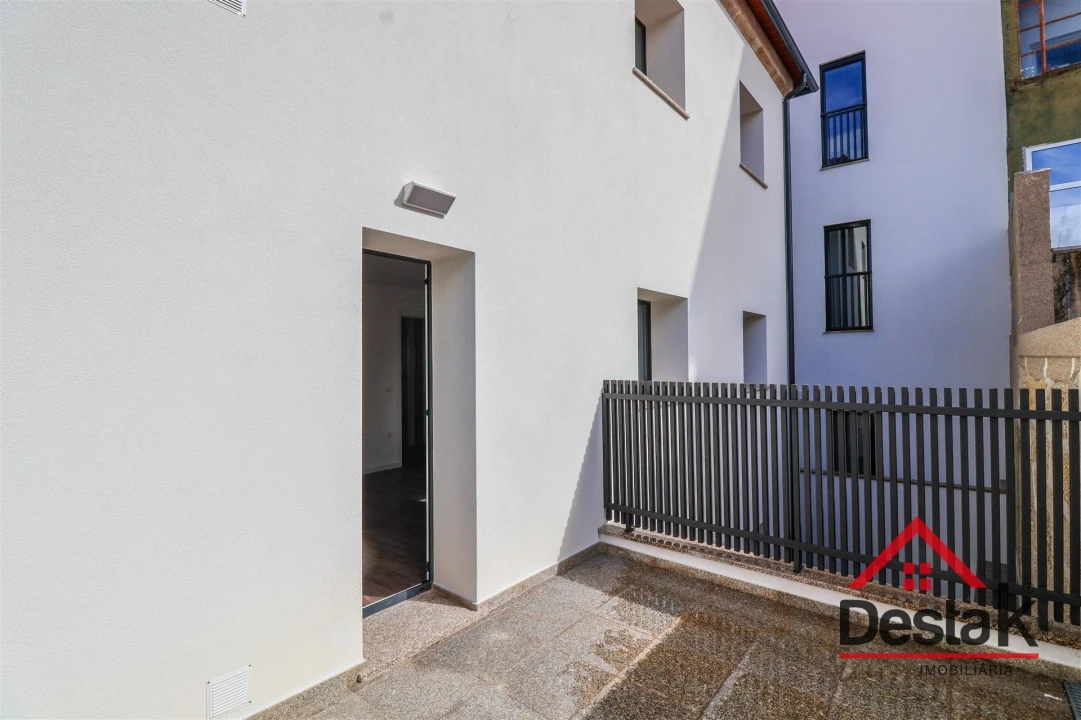 Apartamento T2 para Arrendamento em Viseu Foto 12