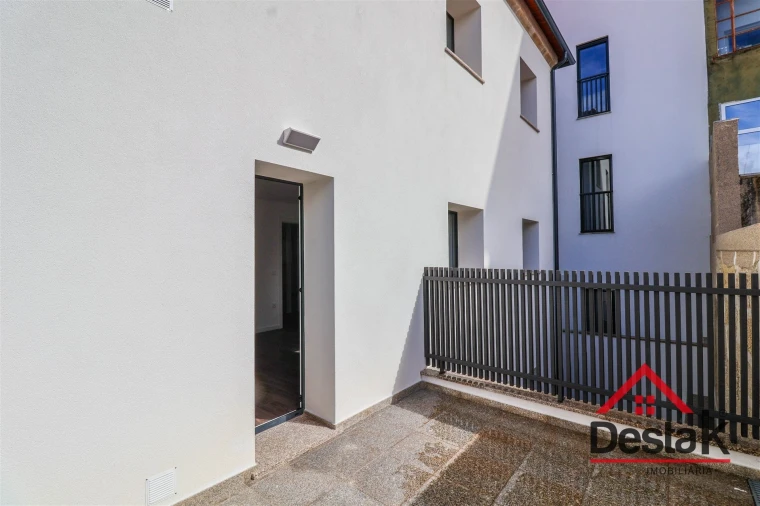 Apartamento T2 para Arrendamento em Viseu Foto 12