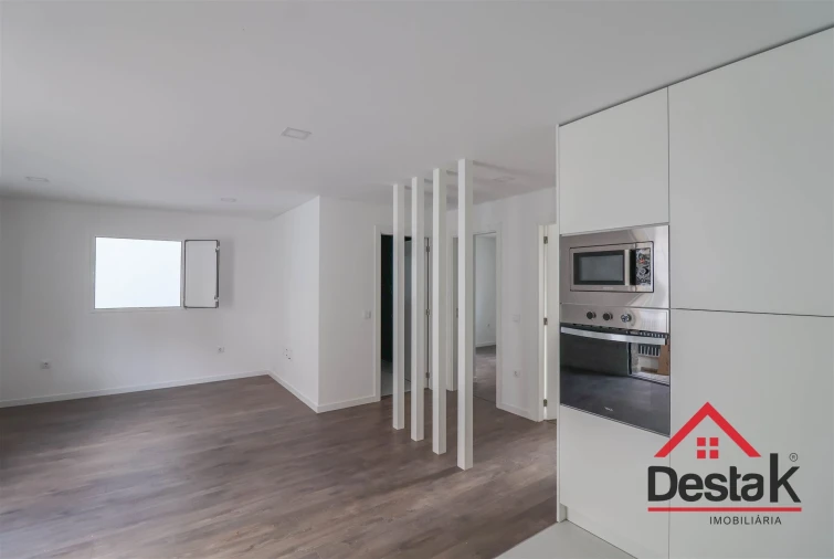 Apartamento T2 para Arrendamento em Viseu Foto 4