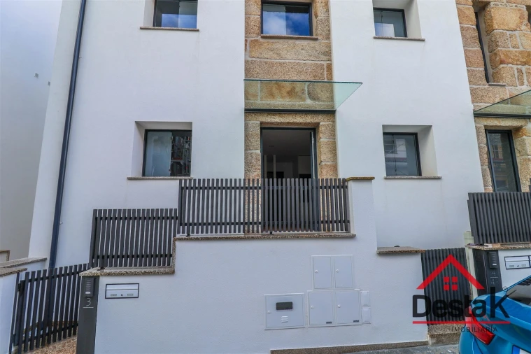 Apartamento T2 para Arrendamento em Viseu Foto 17