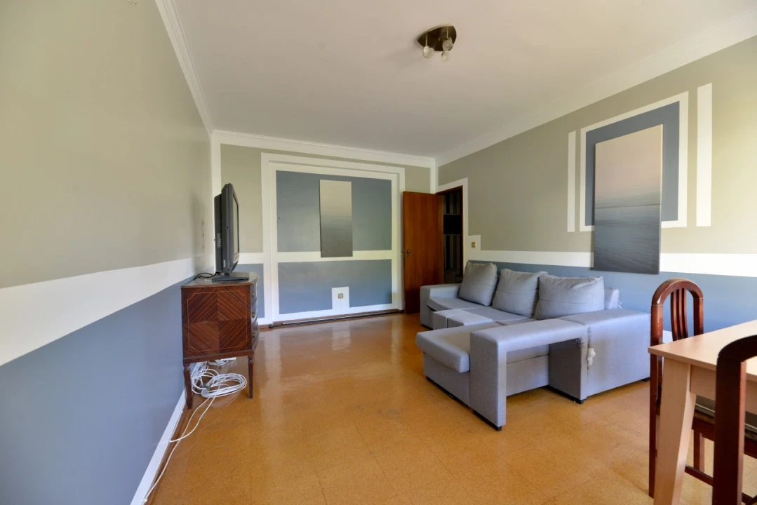 Apartamento T3 para Arrendamento em Carcavelos e Parede Foto 11