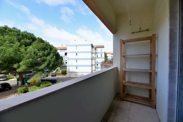Apartamento T3 para Arrendamento em Carcavelos e Parede Foto 12