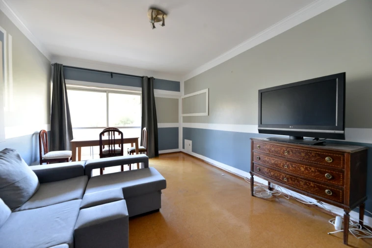 Apartamento T3 para Arrendamento em Carcavelos e Parede Foto 9