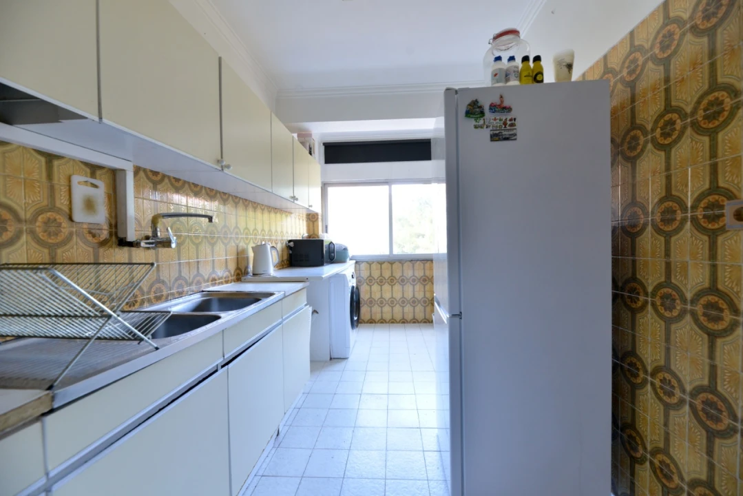 Apartamento T3 para Arrendamento em Carcavelos e Parede Foto 15