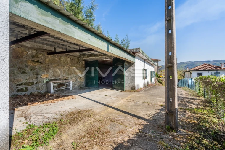 Terreno para Venda em Bouro (Santa Maria) Foto 9