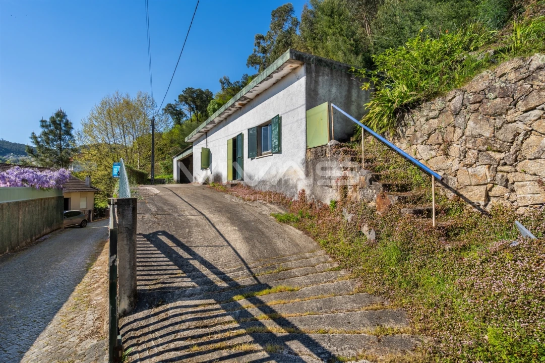 Terreno para Venda em Bouro (Santa Maria) Foto 12