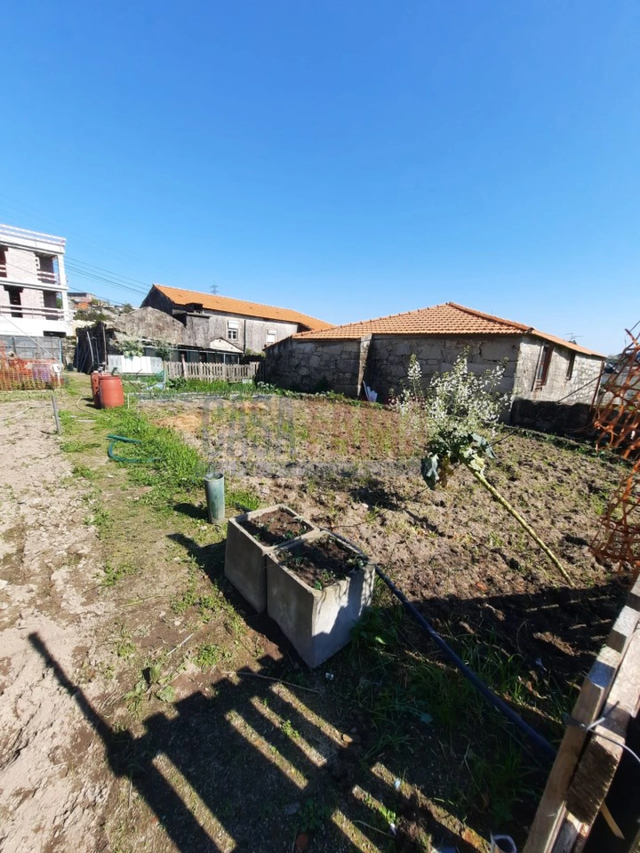 Moradia T2 para Venda em Aguas Santas Foto 37