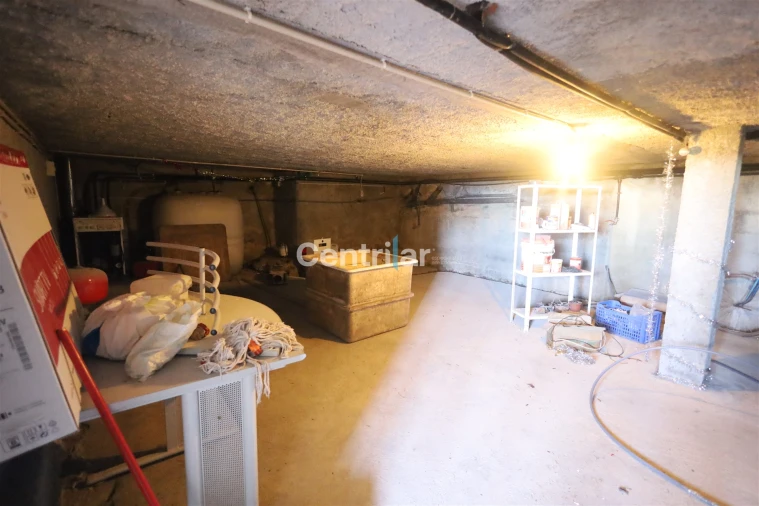 Moradia T4 para Venda em Freixiosa Foto 19