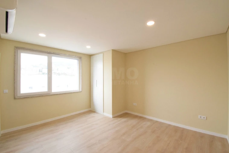 Apartamento T3 para Venda em Covilhã e Canhoso Foto 14