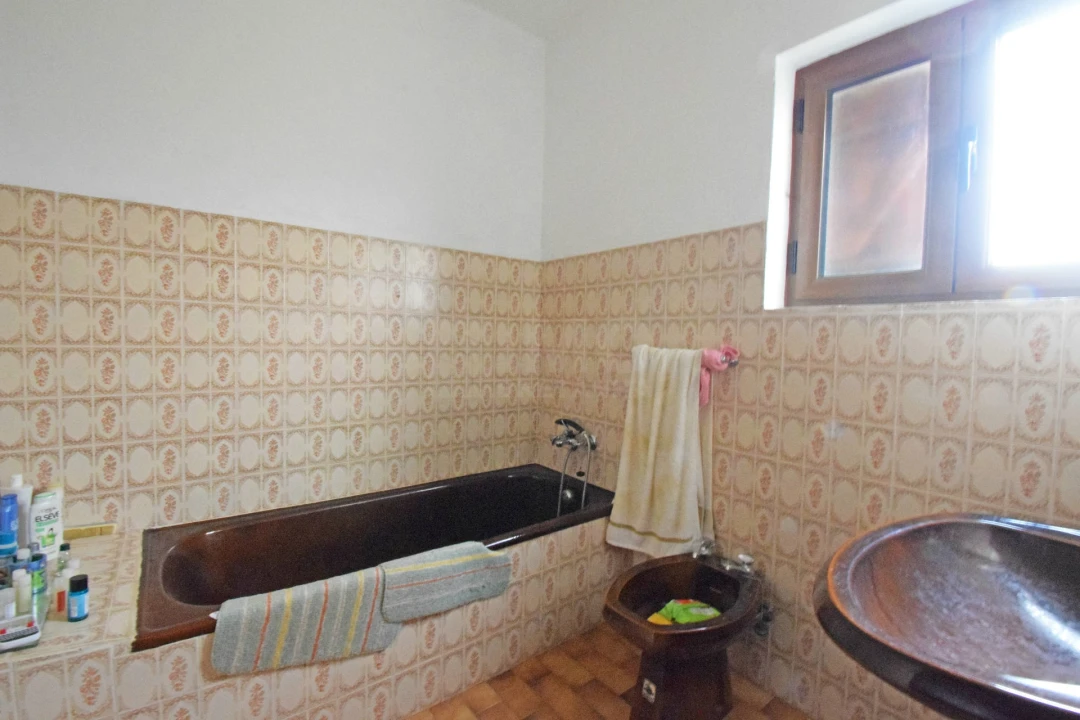 Moradia T3 para Venda em Capinha Foto 29