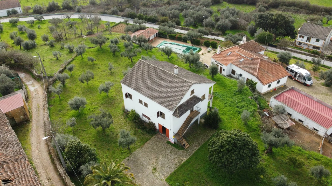 Moradia T3 para Venda em Capinha Foto 8