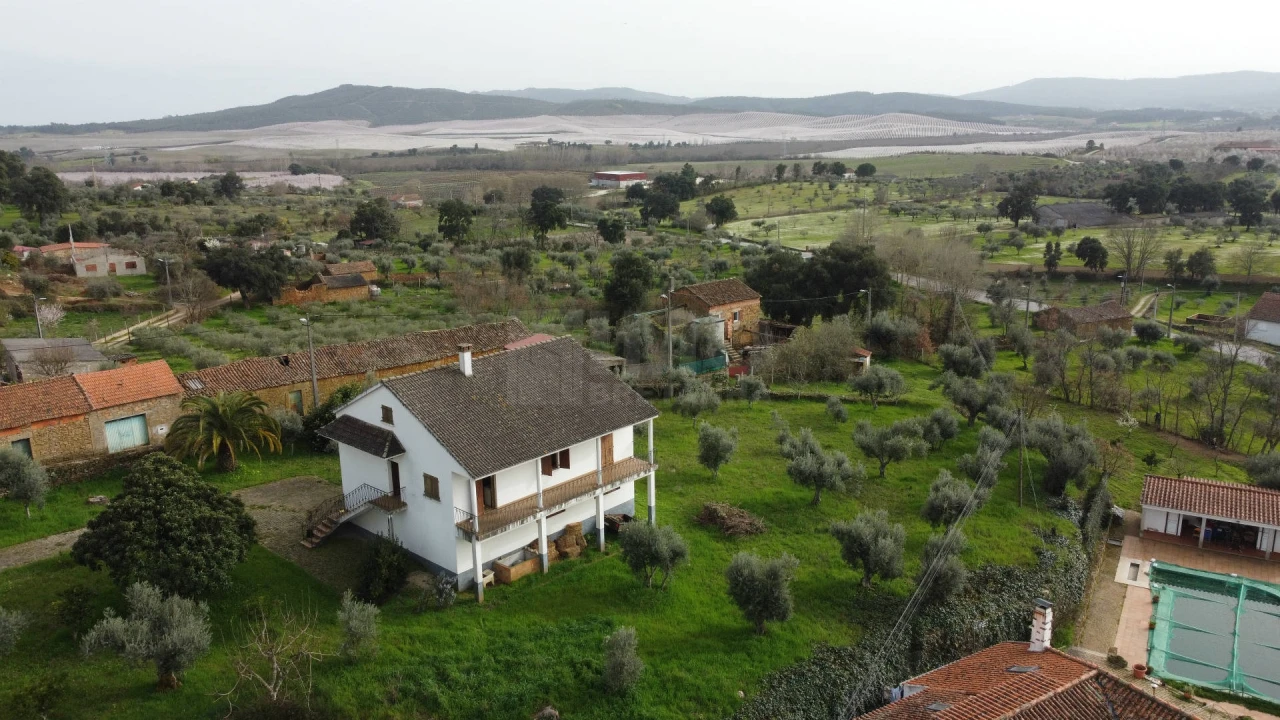 Moradia T3 para Venda em Capinha Foto 14