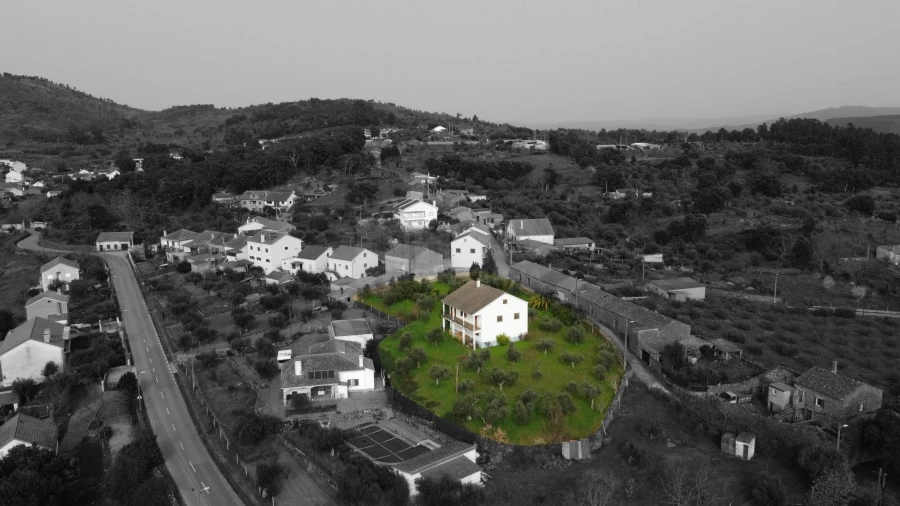 Moradia T3 para Venda em Capinha Foto 5