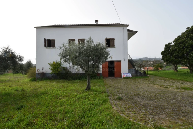 Moradia T3 para Venda em Capinha Foto 16