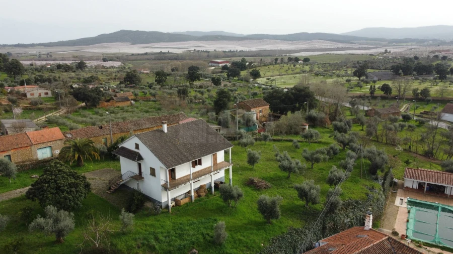 Moradia T3 para Venda em Capinha Foto 14