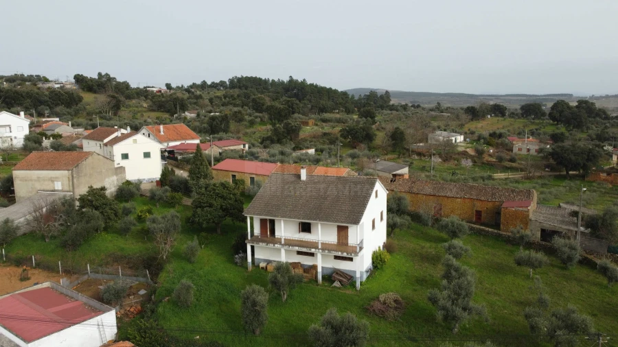 Moradia T3 para Venda em Capinha Foto 10