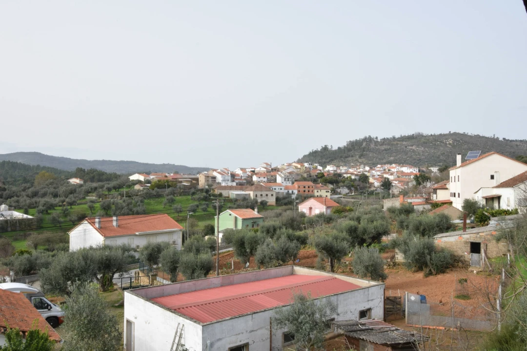 Moradia T3 para Venda em Capinha Foto 24