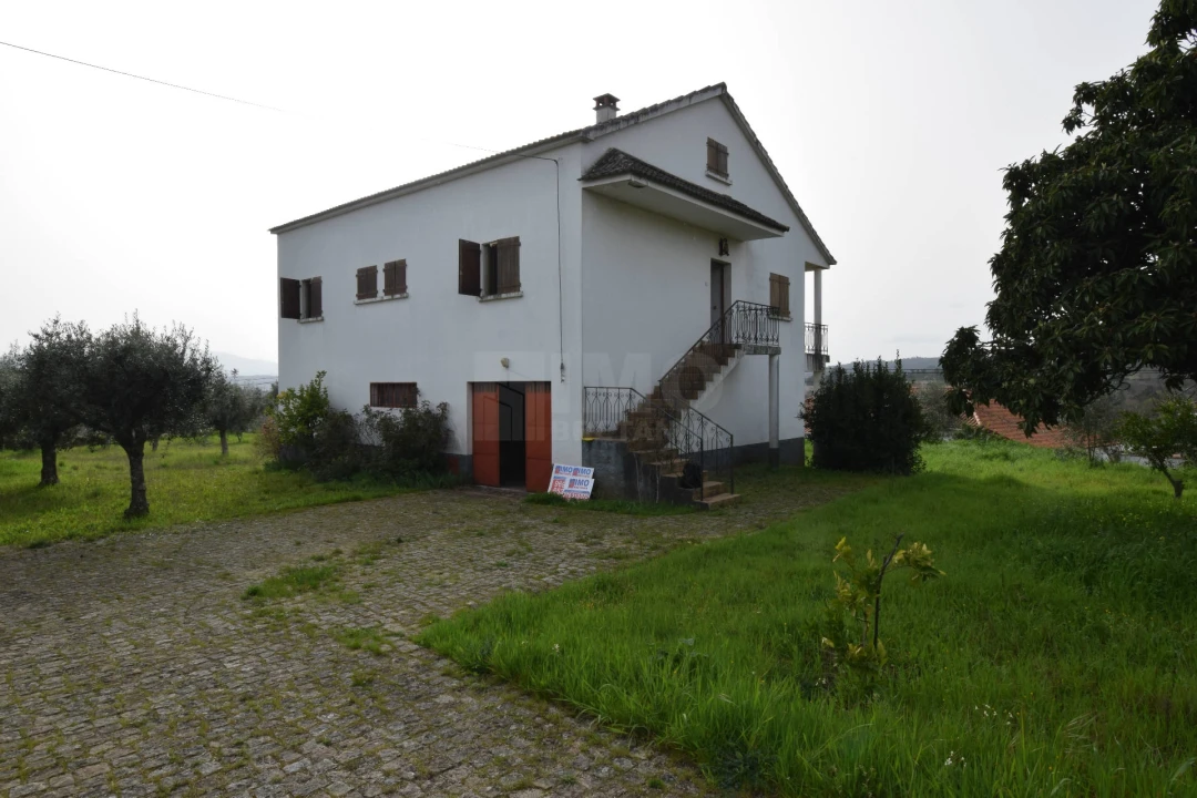 Moradia T3 para Venda em Capinha Foto 15