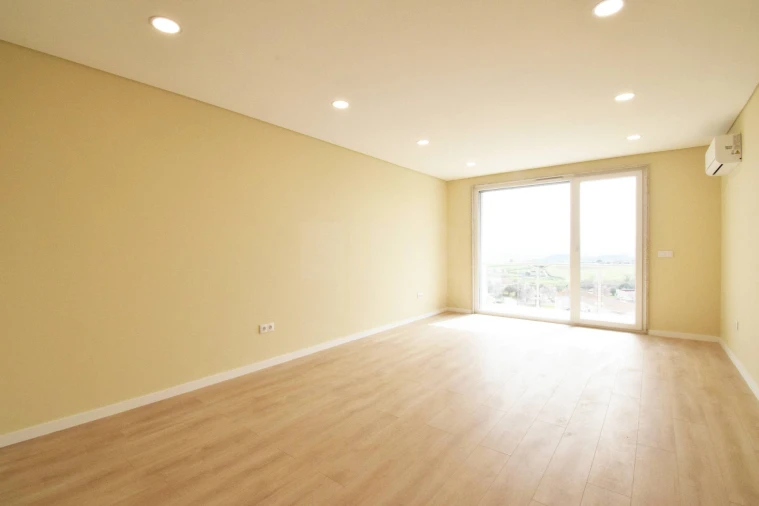 Apartamento T2 para Venda em Covilhã e Canhoso Foto 4