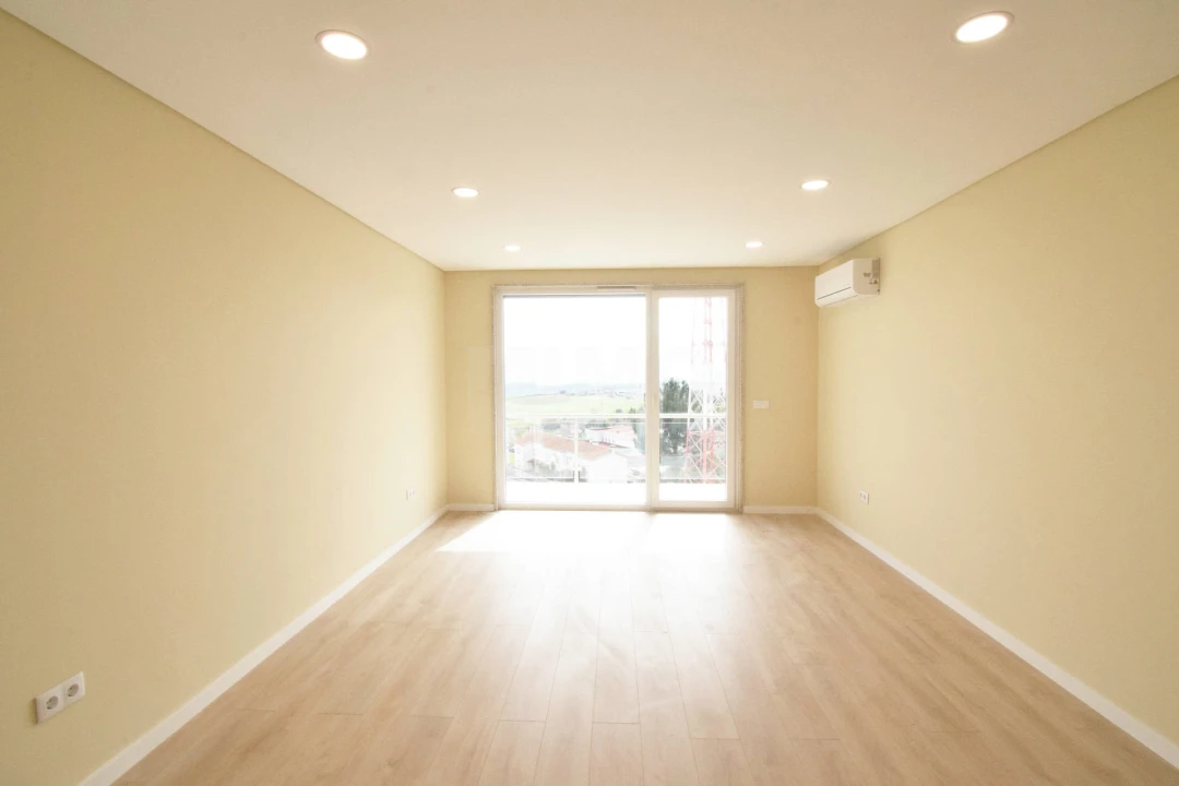 Apartamento T2 para Venda em Covilhã e Canhoso Foto 3