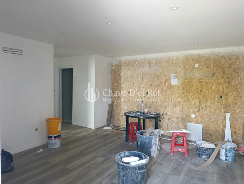 Apartamento T2 para Venda em São João de Lourosa Foto 27