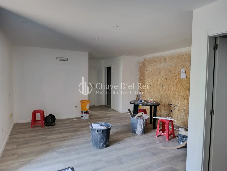Apartamento T2 para Venda em São João de Lourosa Foto 26