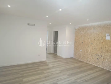 Apartamento T2 para Venda em São João de Lourosa