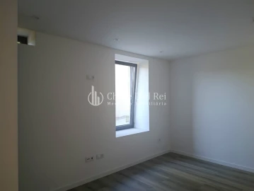 Apartamento T2 para Venda em São João de Lourosa