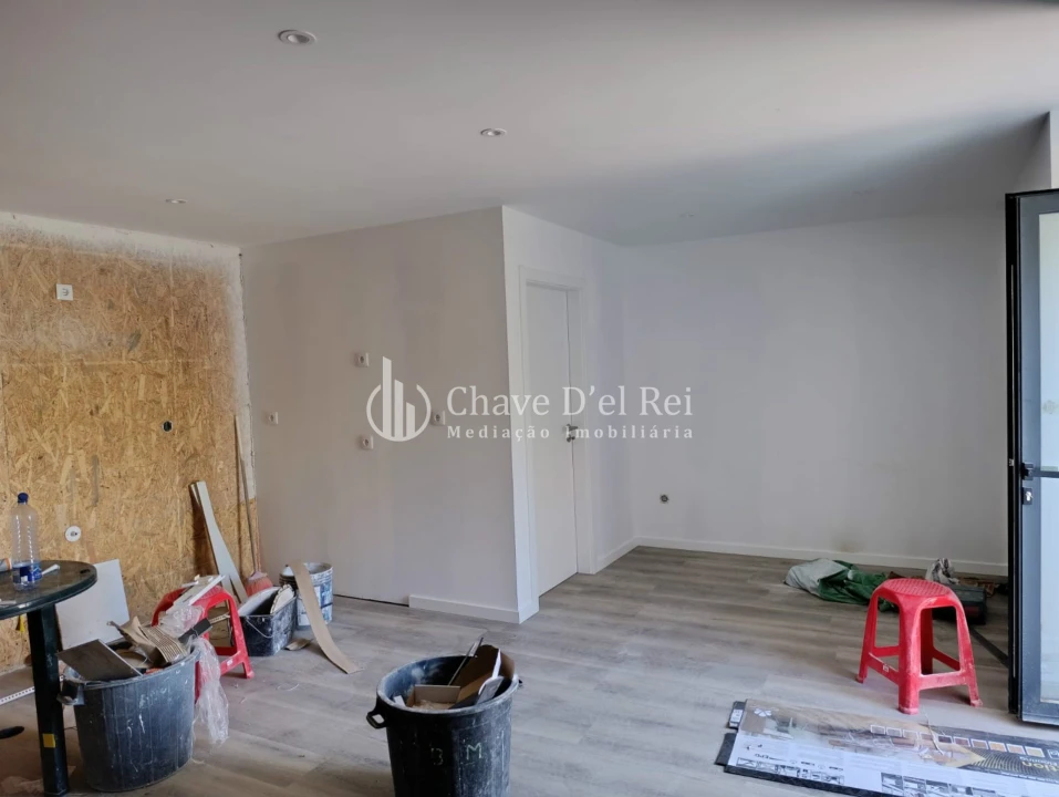 Apartamento T2 para Venda em São João de Lourosa Foto 30