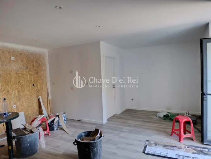 Apartamento T2 para Venda em São João de Lourosa Foto 30