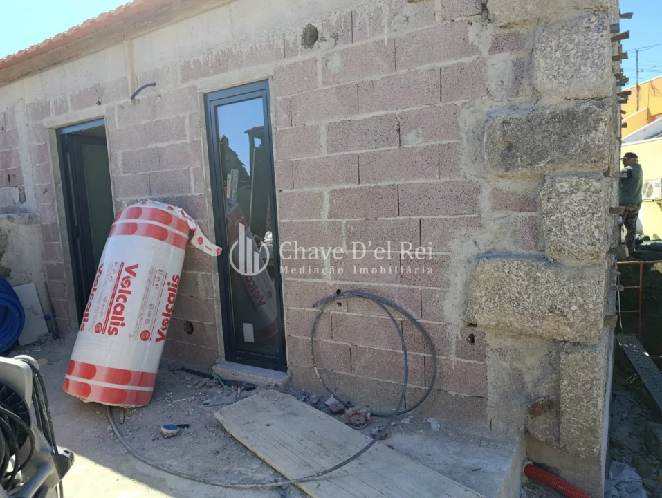 Apartamento T2 para Venda em São João de Lourosa Foto 7