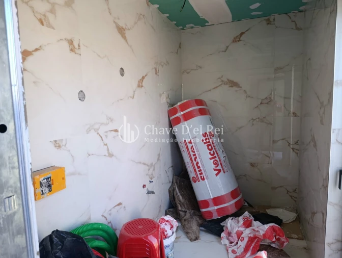 Apartamento T2 para Venda em São João de Lourosa Foto 8