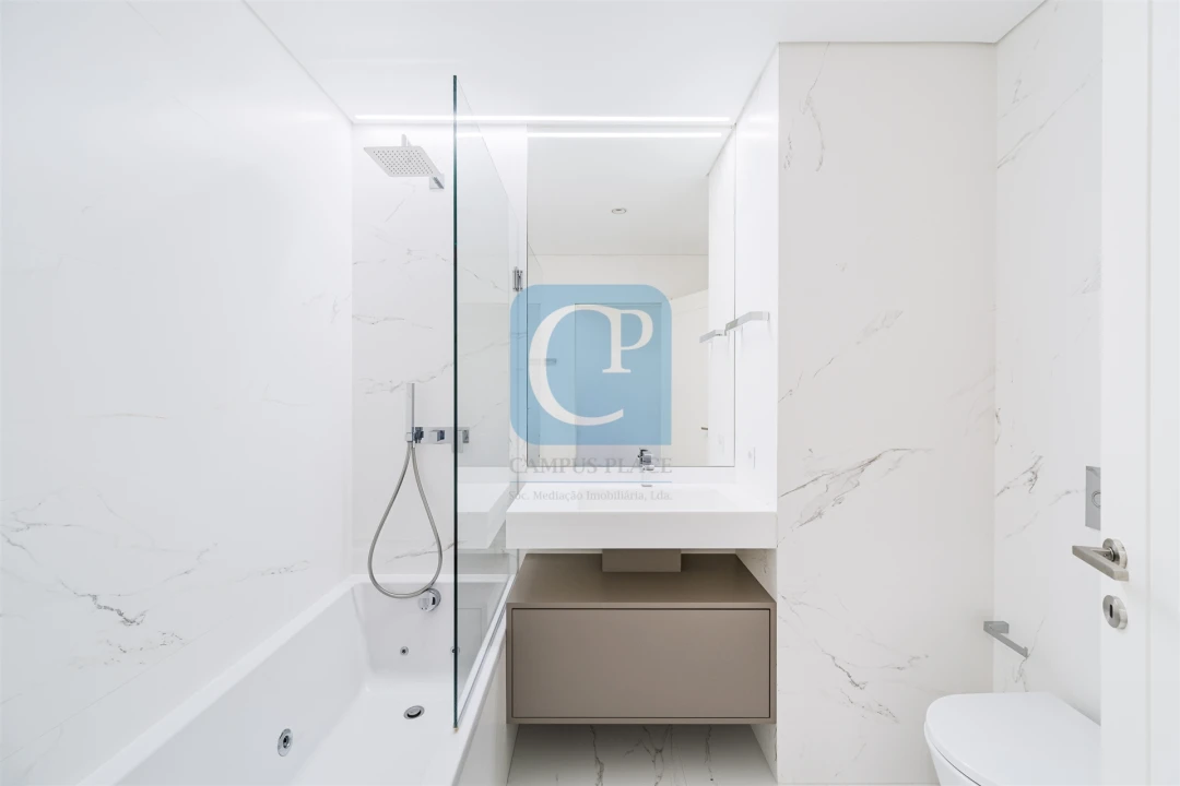 Apartamento T4 para Arrendamento em Matosinhos e Leça da Palmeira Foto 32