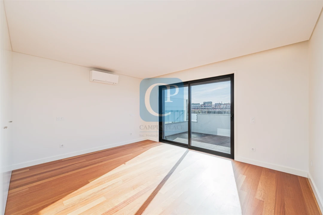 Apartamento T4 para Arrendamento em Matosinhos e Leça da Palmeira Foto 24