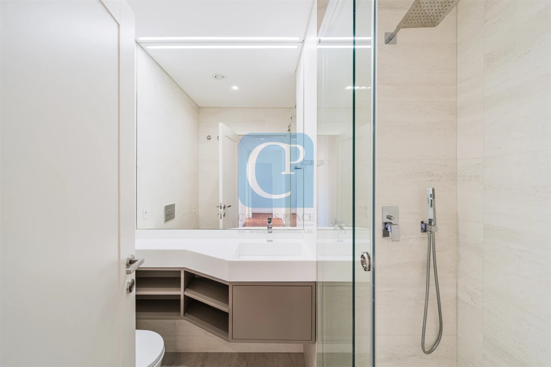 Apartamento T4 para Arrendamento em Matosinhos e Leça da Palmeira Foto 18