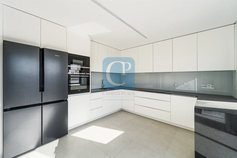 Apartamento T4 para Arrendamento em Matosinhos e Leça da Palmeira Foto 11