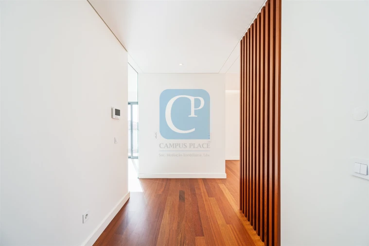 Apartamento T4 para Arrendamento em Matosinhos e Leça da Palmeira Foto 2