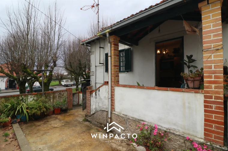 Moradia T3 para Venda em Canas de Senhorim Foto 23