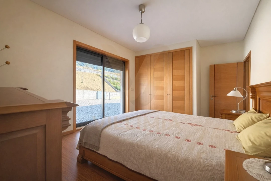 Moradia T3 para Venda em Rebordões (Santa Maria) Foto 23