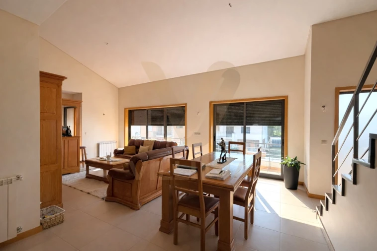 Moradia T3 para Venda em Rebordões (Santa Maria) Foto 14