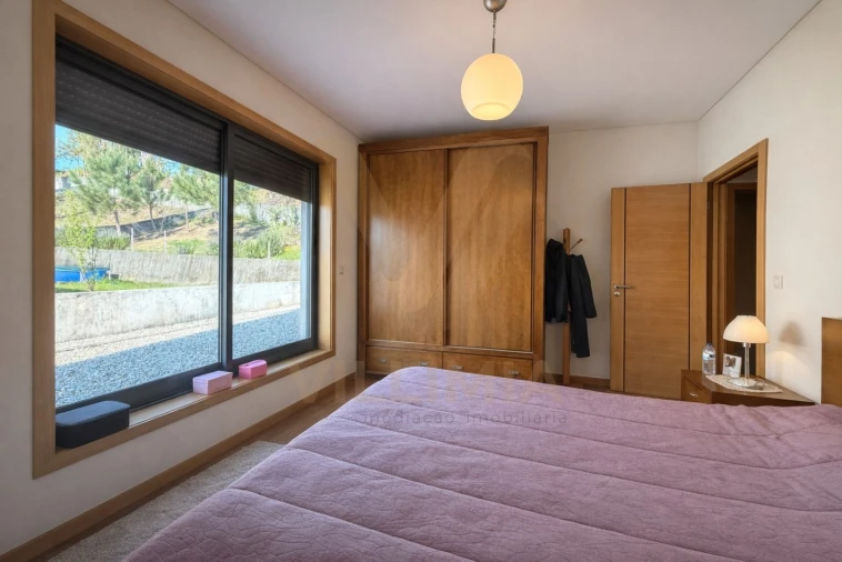 Moradia T3 para Venda em Rebordões (Santa Maria) Foto 25